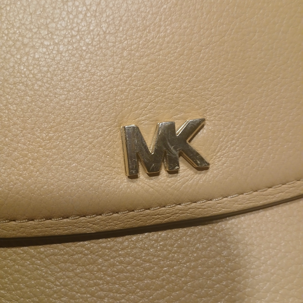MICHAEL KORS EUC Evie Pebble Leather Shoulder Bag - Picture 6 of 13